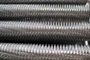 Bimetallisk Finnad Tube